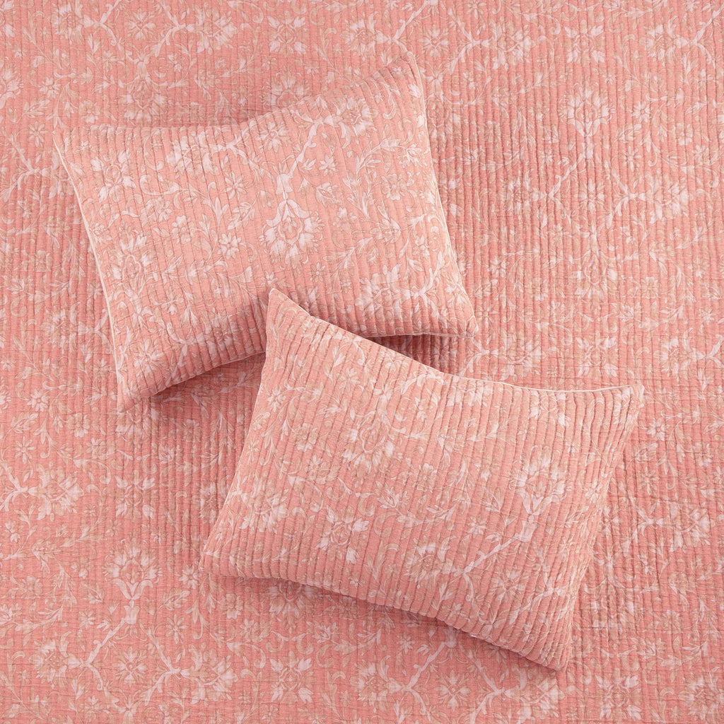 Mainstays 100% Cotton Matelassé Quilt, Full/Queen, Reversible, Terracotta Floral