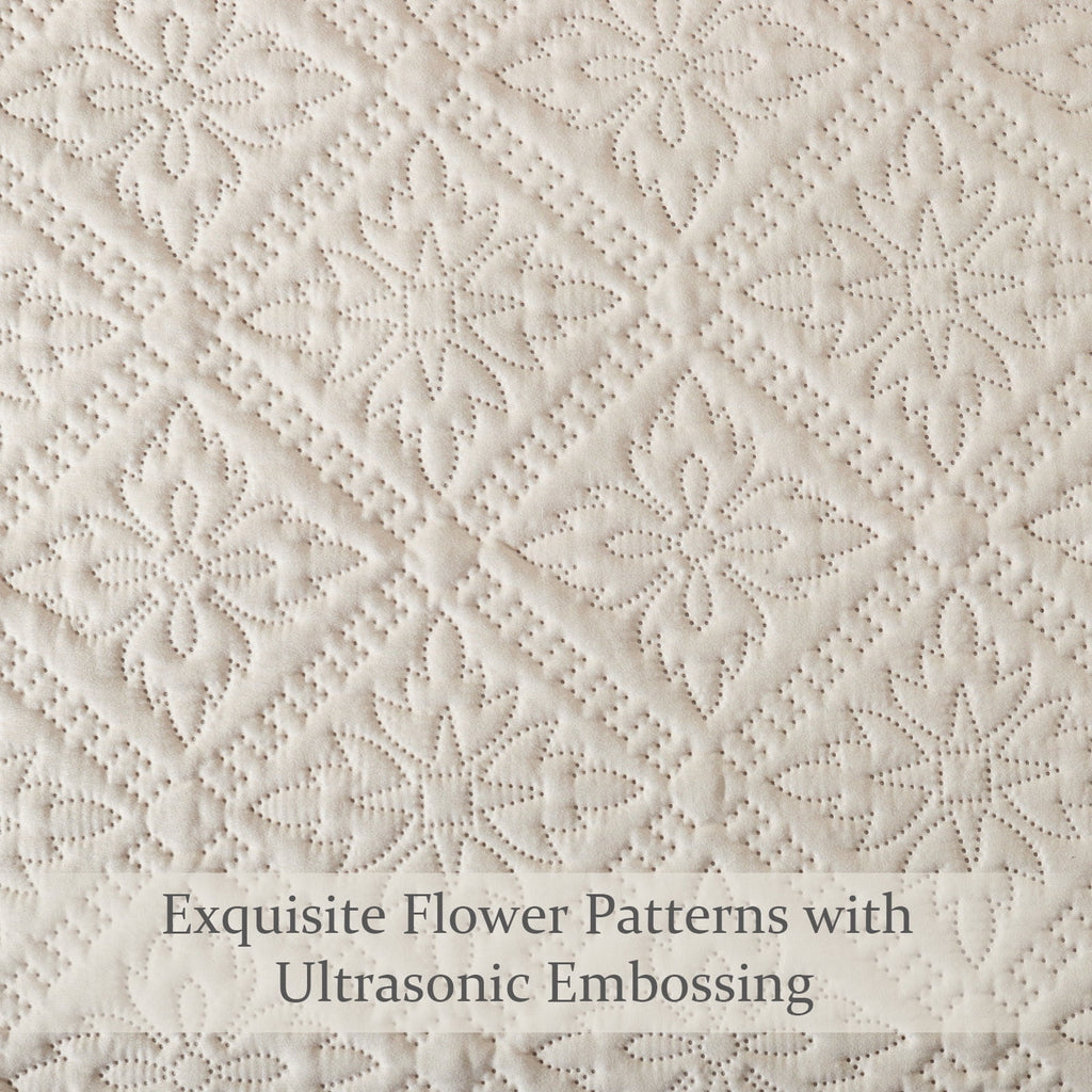 Exclusivo Mezcla King Quilt Bedding Set, Lightweight Soft Bedspreads Coverlets with 2 Pillow Shams, Modern Brich Beige Oversized Quilts King Size for All Seasons